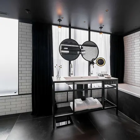 The Bridge Wroclaw - Mgallery Exterior photo Bathroom